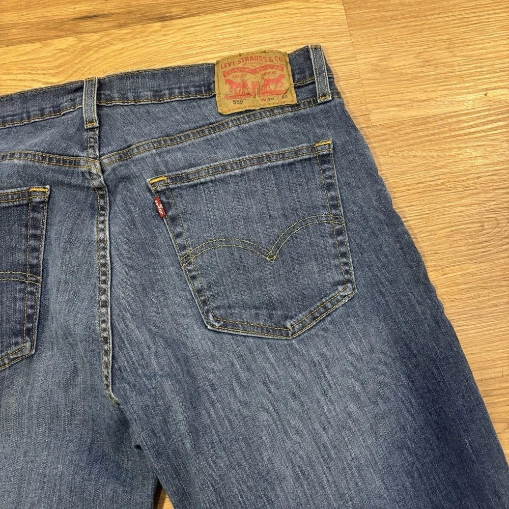 Levis see pictures